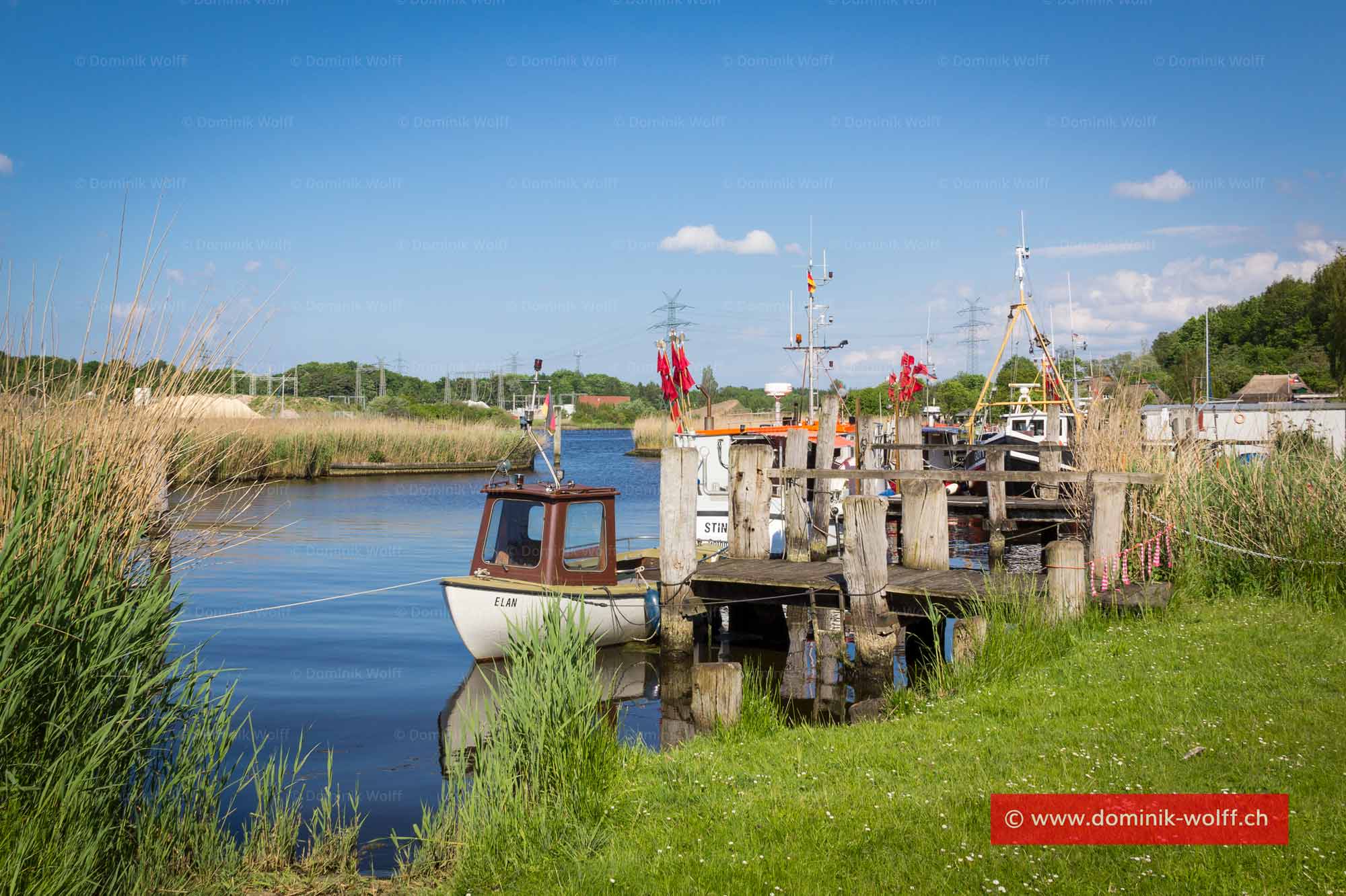 Bild + Foto - Fischereihafen nahe der Ostsee