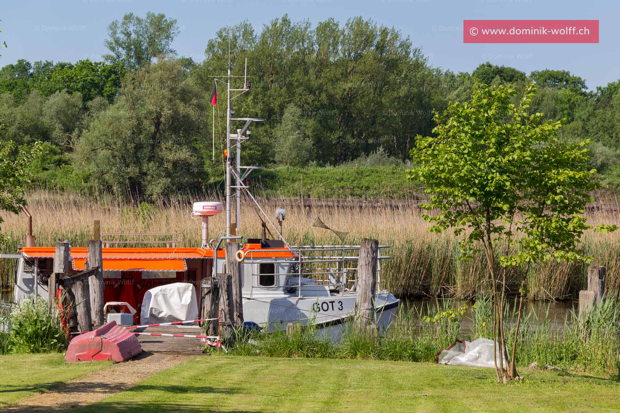 Bild + Foto - Fischerboot in Lübeck Gothmund