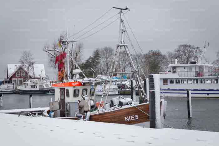 Schnee im Niendorfer Hafen