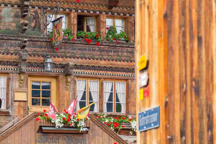 200jährige Architektur im Saanenland