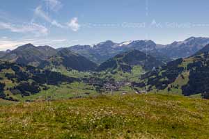 Blick auf Gstaad